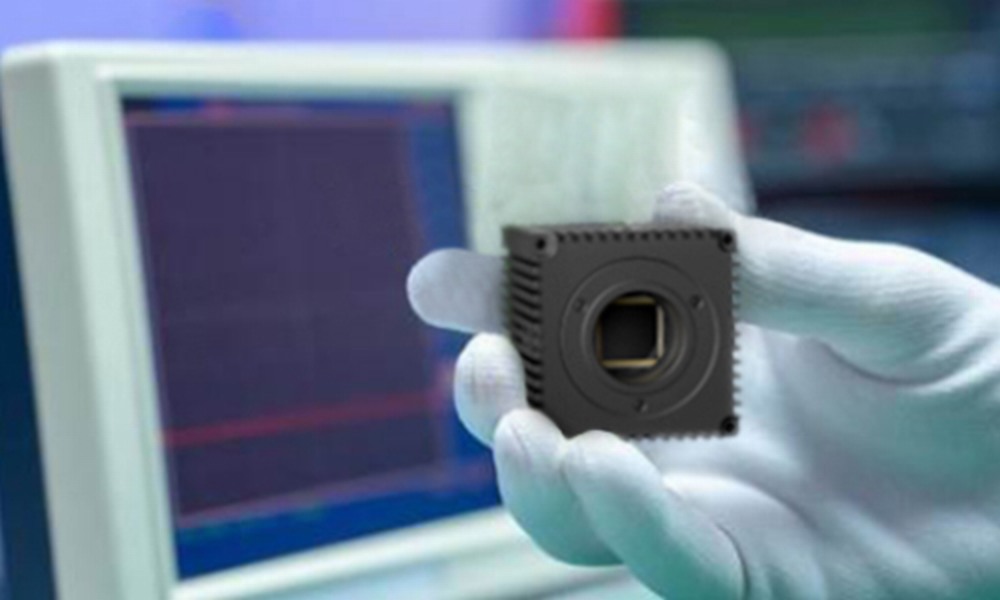cCMOS6.5΢����Ԫ�ߴ�.jpg